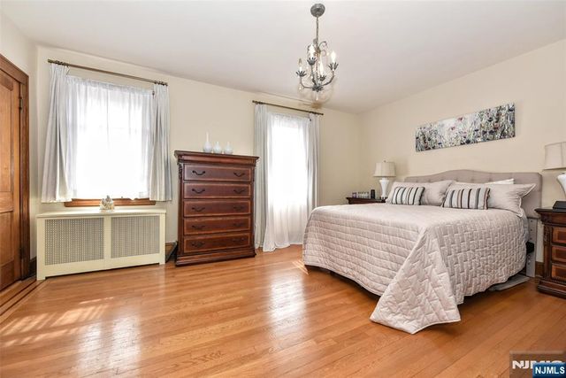 519 Saint Pauls Avenue, Cliffside Park, NJ 07010