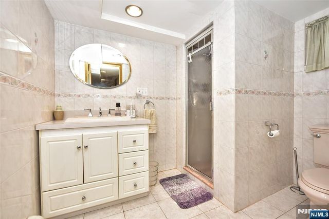 519 Saint Pauls Avenue, Cliffside Park, NJ 07010