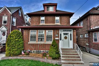 519 Saint Pauls Avenue, Cliffside Park, NJ 07010