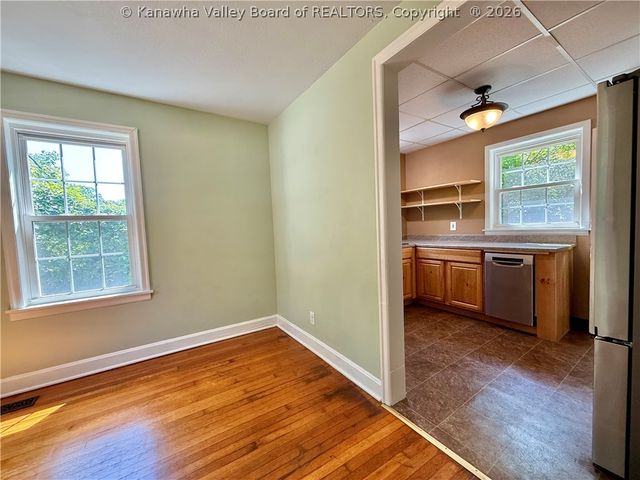 403 Swinburn Street, Charleston, WV 25302