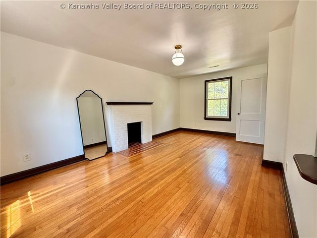 403 Swinburn Street, Charleston, WV 25302