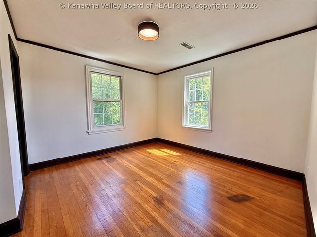 403 Swinburn Street, Charleston, WV 25302