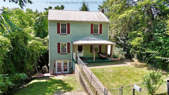403 Swinburn Street, Charleston, WV 25302