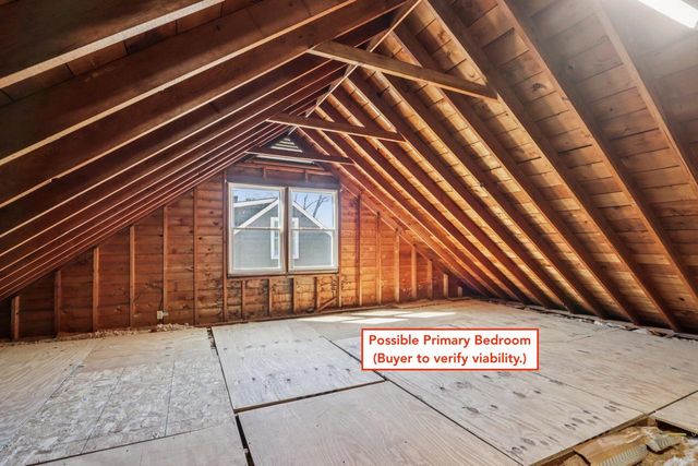 8112 N Santa Monica BOULEVARD, Fox Point, WI 53217