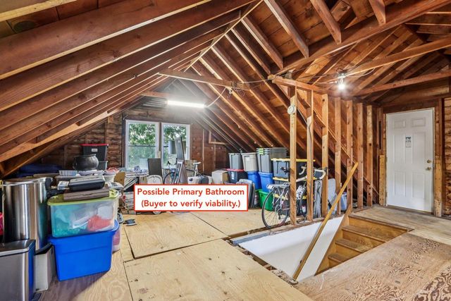8112 N Santa Monica BOULEVARD, Fox Point, WI 53217