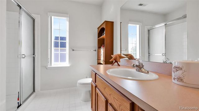 51817 Lionel Lane, Chesterfield, MI 48051