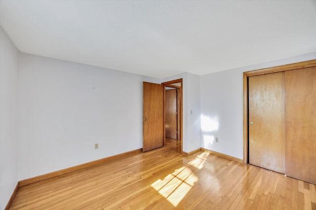 360 Airline Rd, Dennis, MA 02660