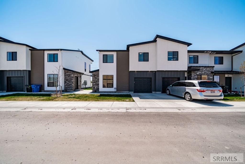 Image 4 of property listing at 2171 Pebble Brook Court, Rexburg, ID 83440