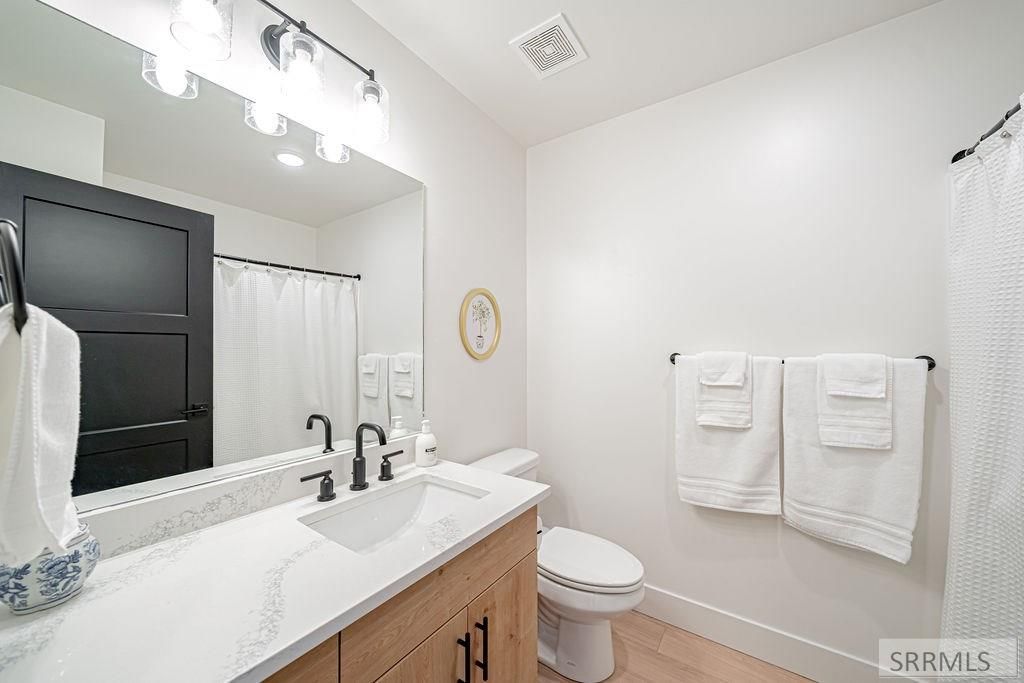 Image 46 of property listing at 2171 Pebble Brook Court, Rexburg, ID 83440
