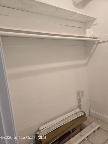 910 S Orlando Avenue, Cocoa Beach, FL 32931