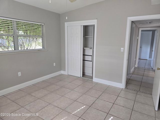 910 S Orlando Avenue, Cocoa Beach, FL 32931