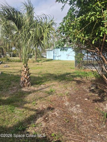910 S Orlando Avenue, Cocoa Beach, FL 32931