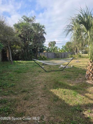 910 S Orlando Avenue, Cocoa Beach, FL 32931