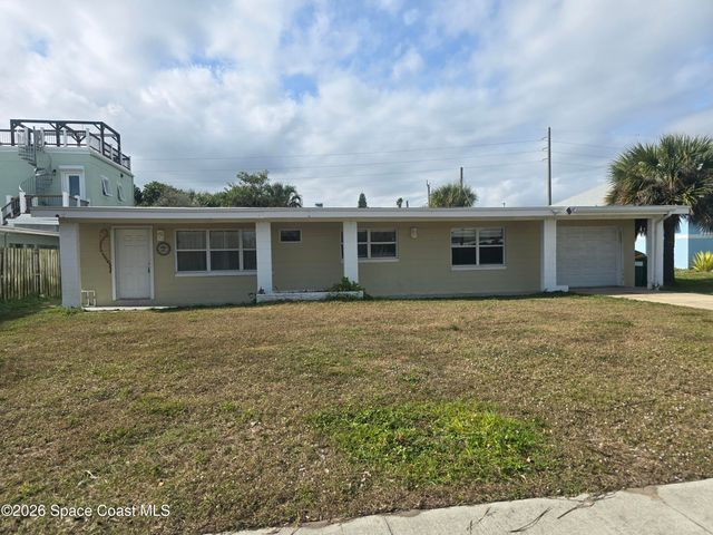 910 S Orlando Avenue, Cocoa Beach, FL 32931