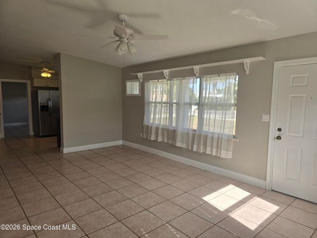 910 S Orlando Avenue, Cocoa Beach, FL 32931