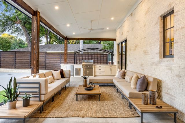 9107 Mercer Drive, Dallas, TX 75228