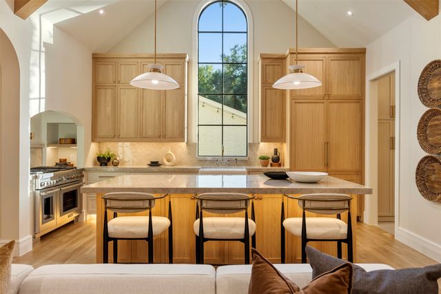9107 Mercer Drive, Dallas, TX 75228