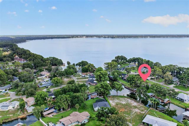 235 TEMPLE CIRCLE, Eustis, FL 32726