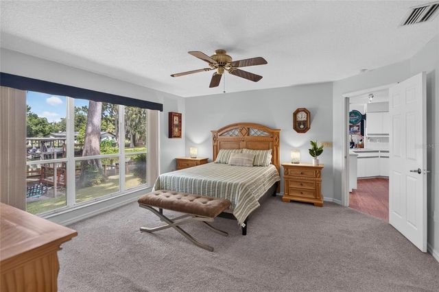 235 TEMPLE CIRCLE, Eustis, FL 32726