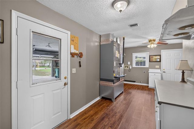 235 TEMPLE CIRCLE, Eustis, FL 32726
