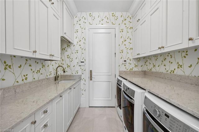 2679 CALADIUM WAY, Naples, FL 34105