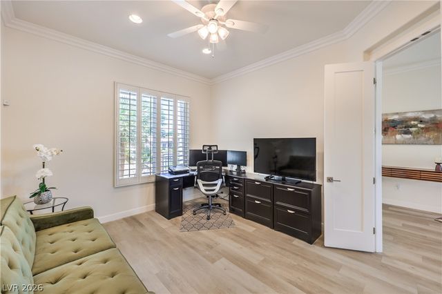 2984 Foxtail Creek Avenue, Henderson, NV 89052