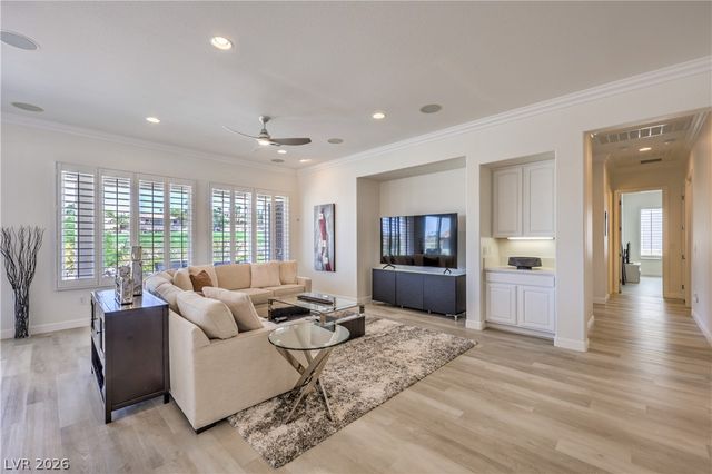 2984 Foxtail Creek Avenue, Henderson, NV 89052