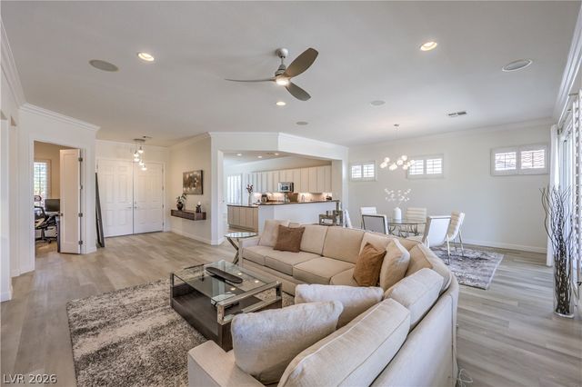 2984 Foxtail Creek Avenue, Henderson, NV 89052