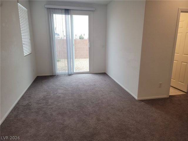 6088 Rose Springs Avenue, Las Vegas, NV 89130