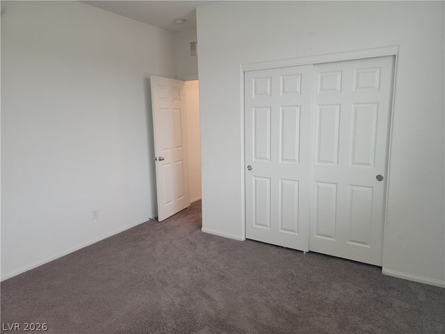 6088 Rose Springs Avenue, Las Vegas, NV 89130