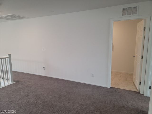 6088 Rose Springs Avenue, Las Vegas, NV 89130