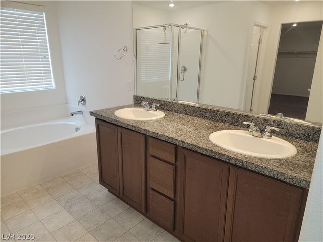 6088 Rose Springs Avenue, Las Vegas, NV 89130