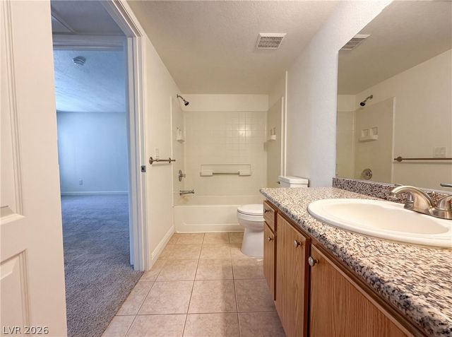 5055 Hacienda 1002, Las Vegas, NV 89118