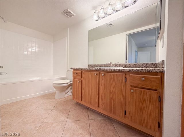 5055 Hacienda 1002, Las Vegas, NV 89118