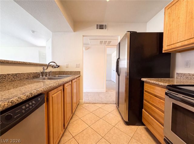 5055 Hacienda 1002, Las Vegas, NV 89118