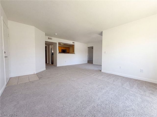 5055 Hacienda 1002, Las Vegas, NV 89118