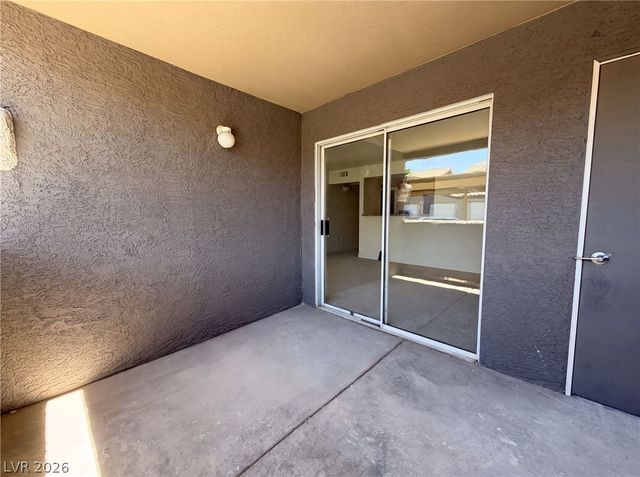 5055 Hacienda 1002, Las Vegas, NV 89118