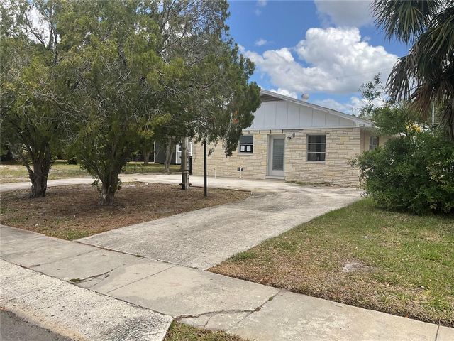219 27TH STREET W, Bradenton, FL 34205