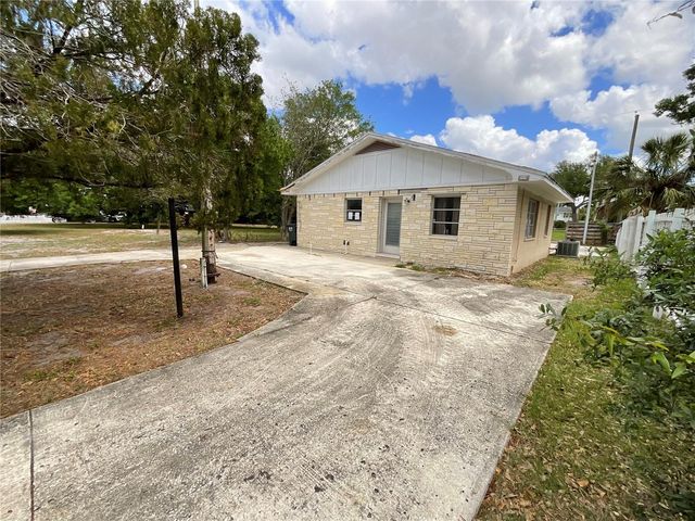 219 27TH STREET W, Bradenton, FL 34205