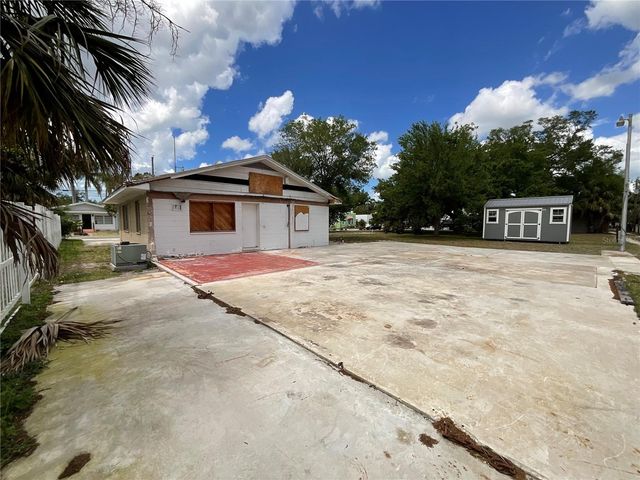 219 27TH STREET W, Bradenton, FL 34205