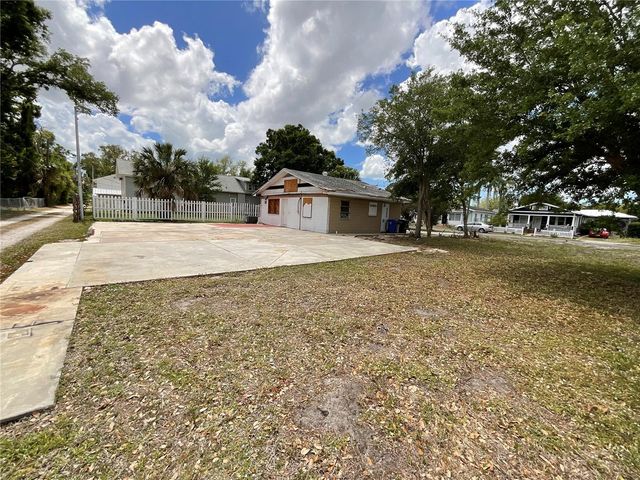 219 27TH STREET W, Bradenton, FL 34205