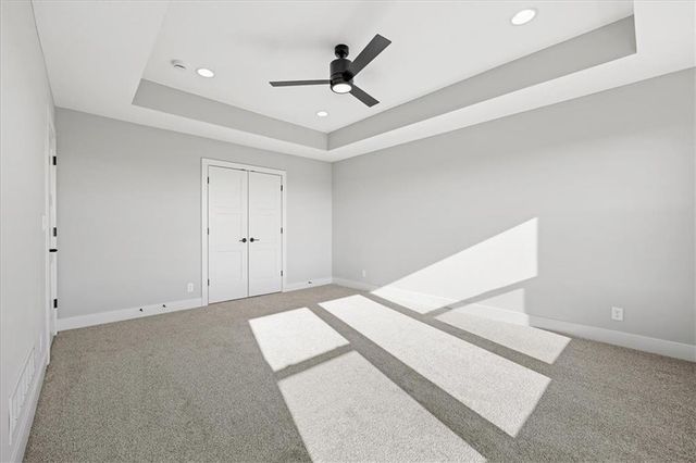 1801 SW Arbormist Drive, Lee's Summit, MO 64082