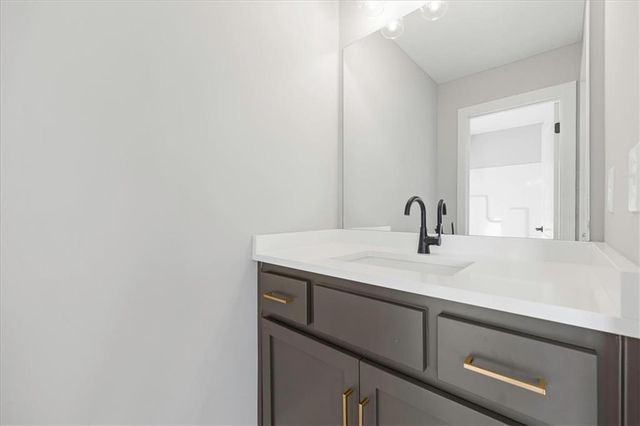 1801 SW Arbormist Drive, Lee's Summit, MO 64082