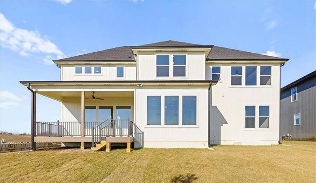 1801 SW Arbormist Drive, Lee's Summit, MO 64082