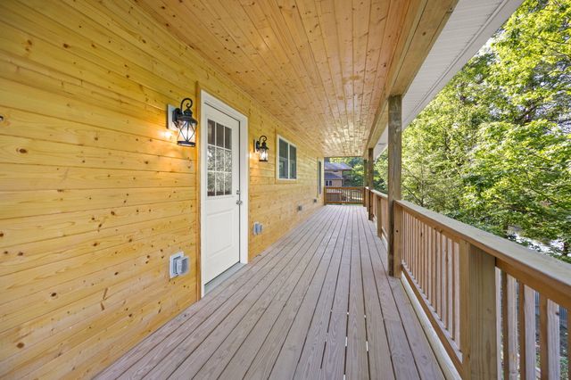 77 Grayson Lane, London, KY 40741