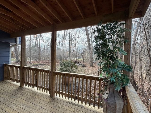 11644 W Elmwood Place, Deerfield, IL 60015