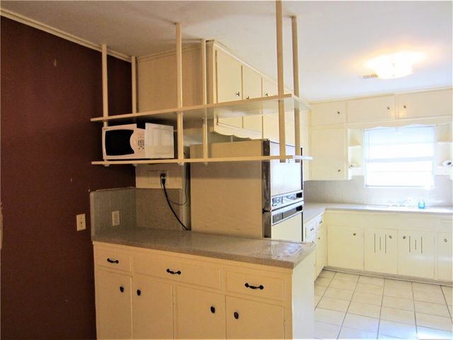 709 Jannie Street, Denton, TX 76209