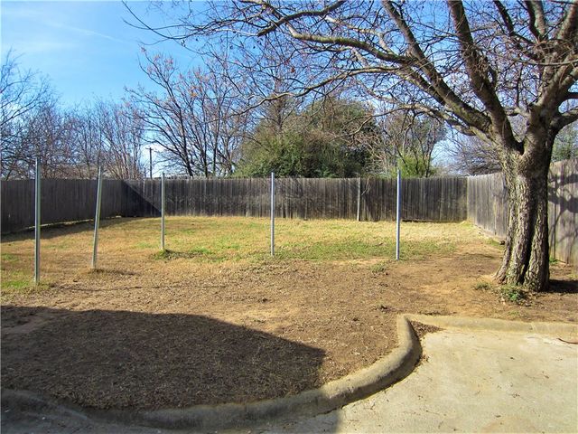 709 Jannie Street, Denton, TX 76209