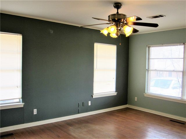 709 Jannie Street, Denton, TX 76209