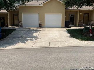 5011 Flipper Drive, San Antonio, TX 78238